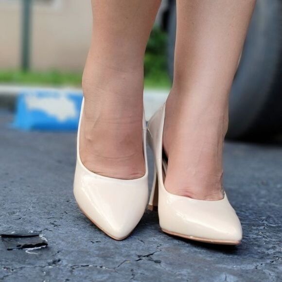 Women's Nude Pointed Toe Stiletto Pumps High Heels - Picture 4 of 5